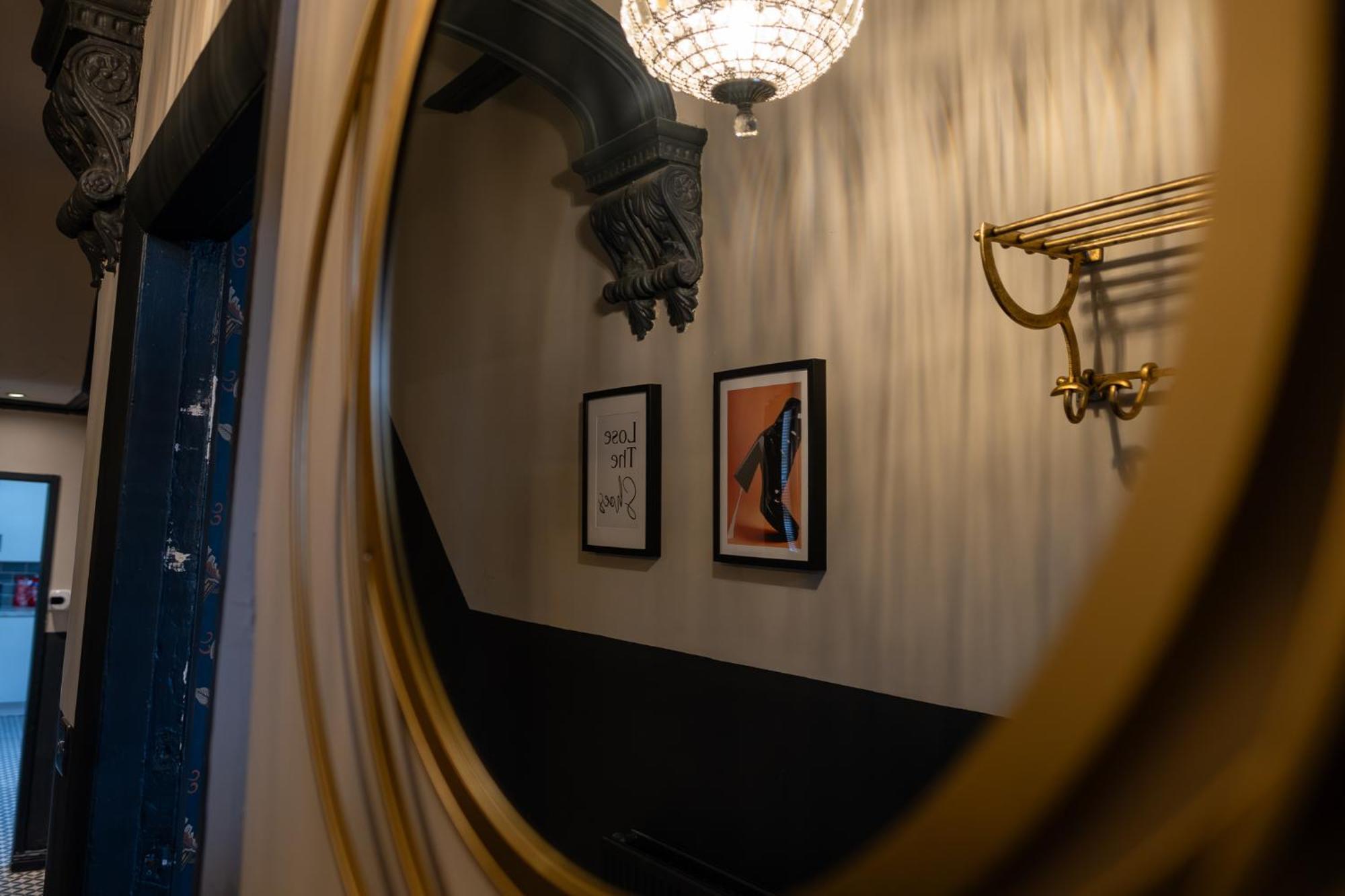 Entire Modern House Liverpool, 6 Bedrooms Εξωτερικό φωτογραφία